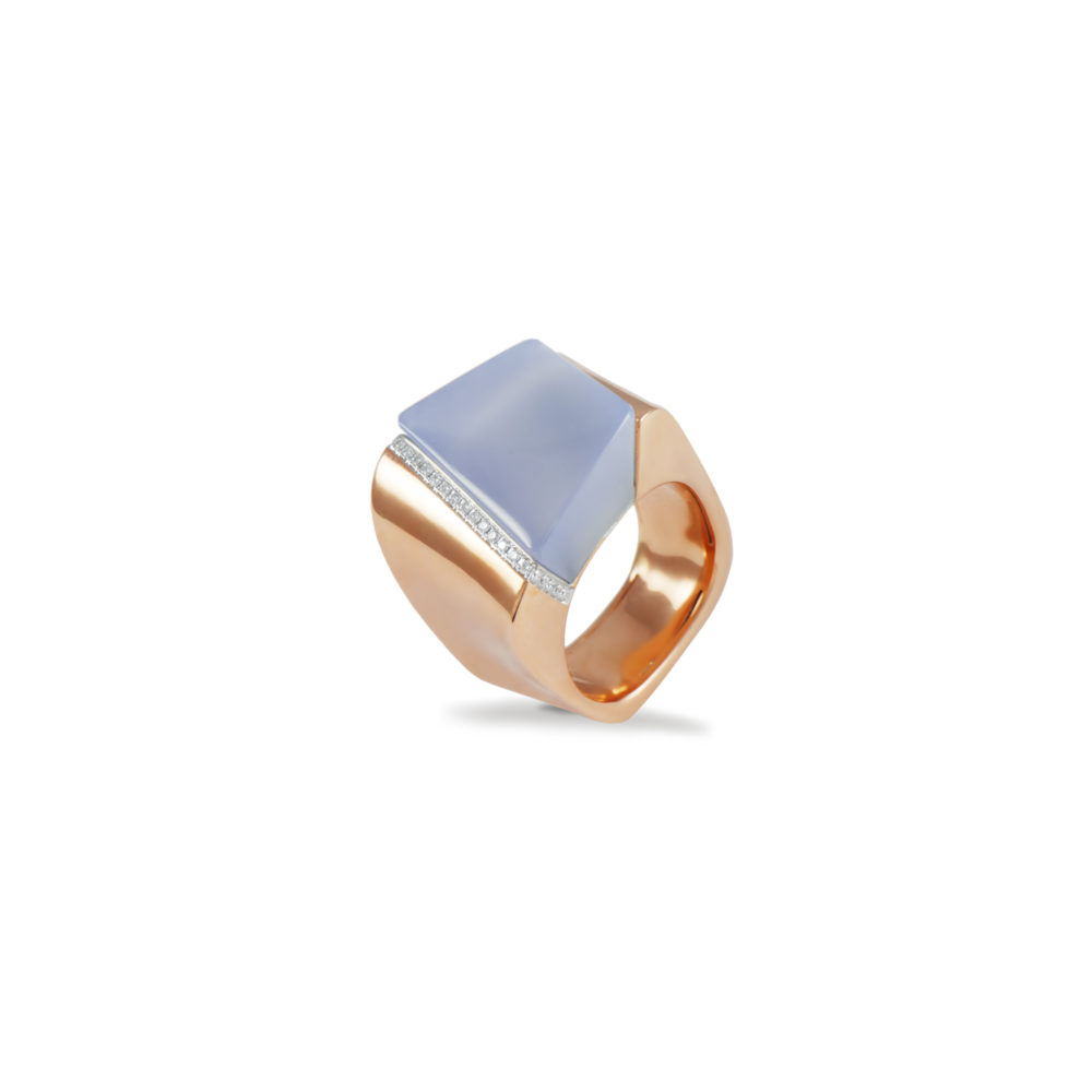 Anello in oro rosa con diamanti bianchi e calcedonio lilla Collezione Kult Oro 18 carati Diamanti bianchi: carati 0,13 - qualità G/VS Calcedonio lilla: carati 17,61